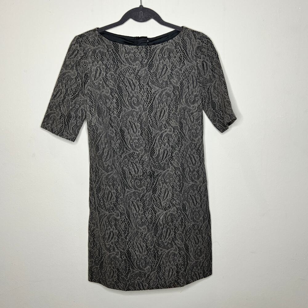 Adrianna Papell Petite Black Short Sleeve Back Zip Lined Lace Shift Dress 2P